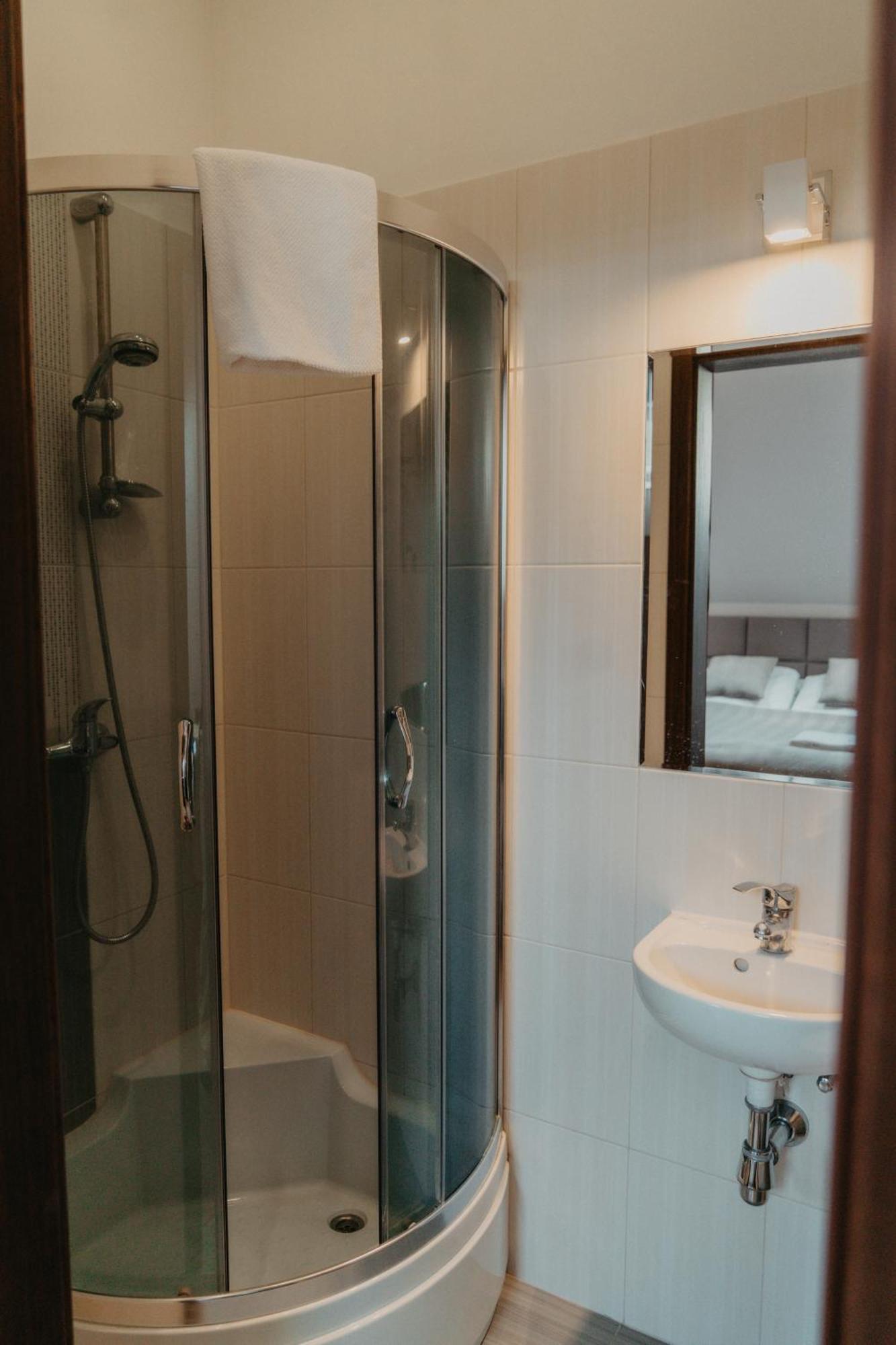 De Facto Bed & Breakfast Zambrow Oda fotoğraf